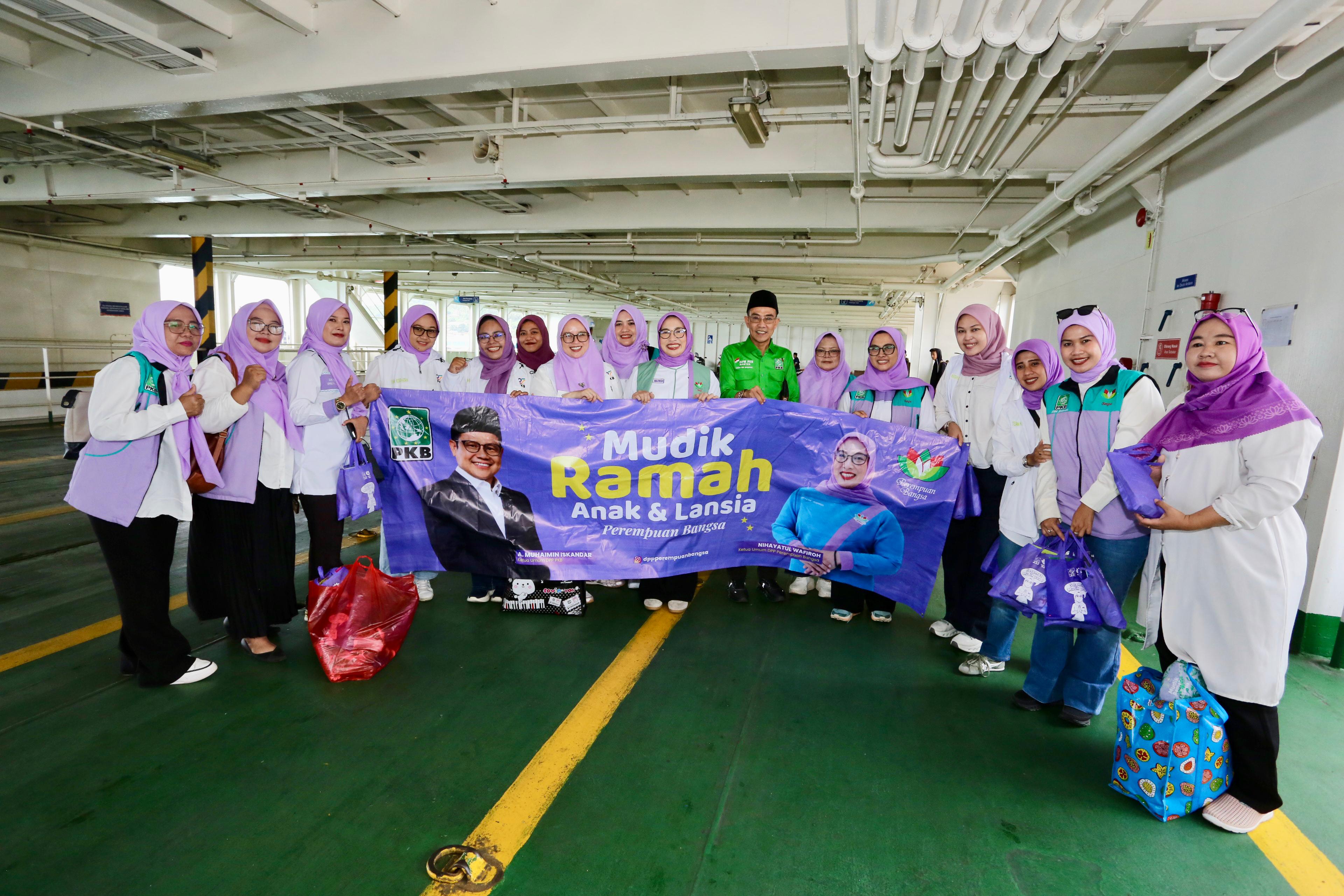 Sambangi Pelabuhan Merak, Perempuan Bangsa Sosialisasi Mudik Ramah Anak