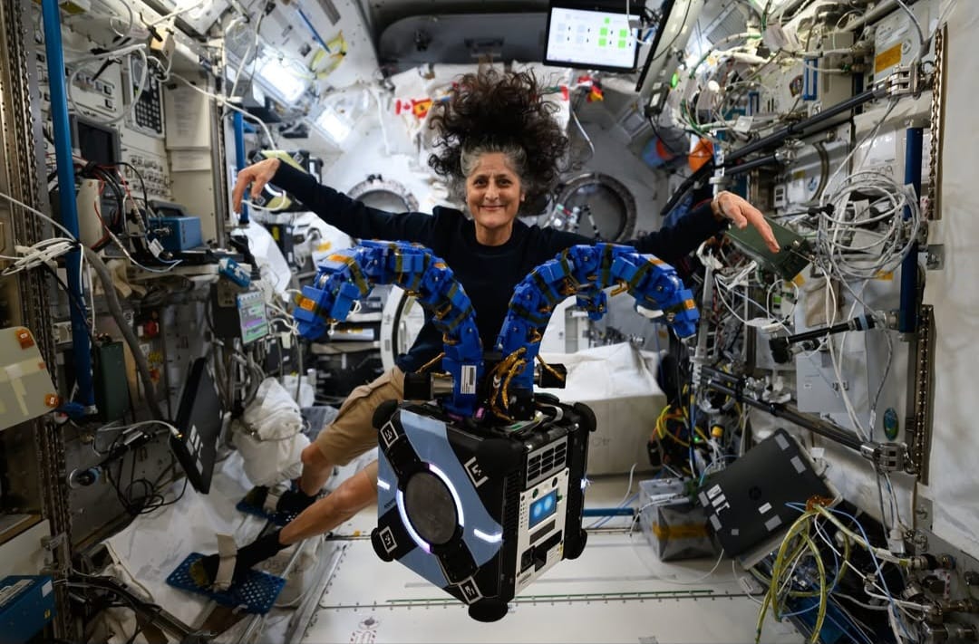 Astronaut Legendaris NASA Suni Williams Pensiun Setelah 27 Tahun Mengabdi