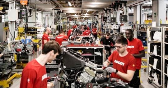 Volkswagen Batalkan Penjualan Ducati, Proyek Menuju MotoGP 2027 Resmi Berlanjut