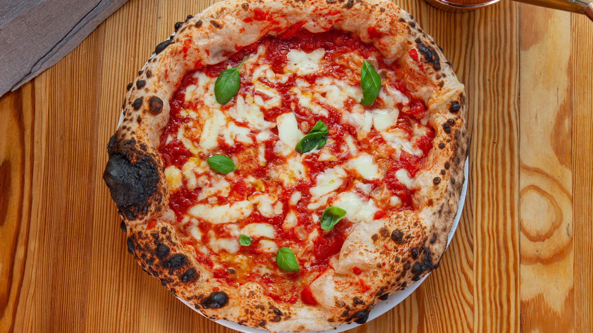 5 Jenis Pizza Khas Italia yang Favorit