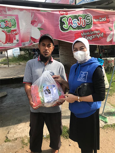Ramadan Berkah, Roro Nully Kawuri, Politisi Perempuan dari Demokrat Kembali Berbagi