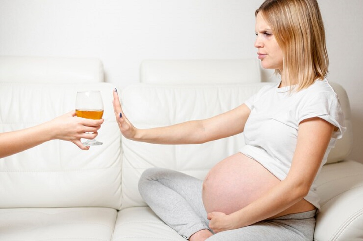 Bolehkah Ibu Hamil Konsumsi Minuman Bersoda? Ini Jawabannya