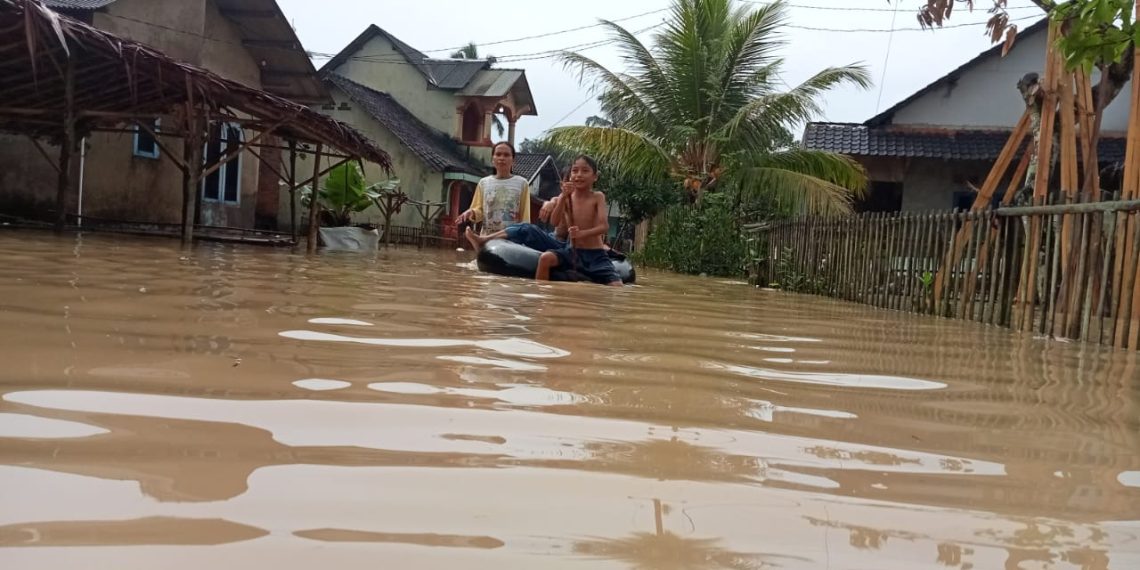 Hujan Deras, Ribuan Rumah di Pandeglang Terendam Banjir