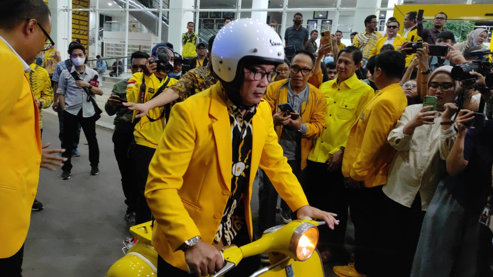 Resmi! Ridwan Kamil Jadi Wakil Ketua Umum Golkar