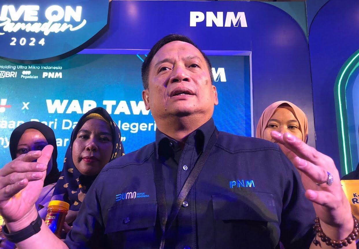 Direktur Utama PNM Dorong Nasabah Mekaar Agar Berani Bermimpi dan Naik Level