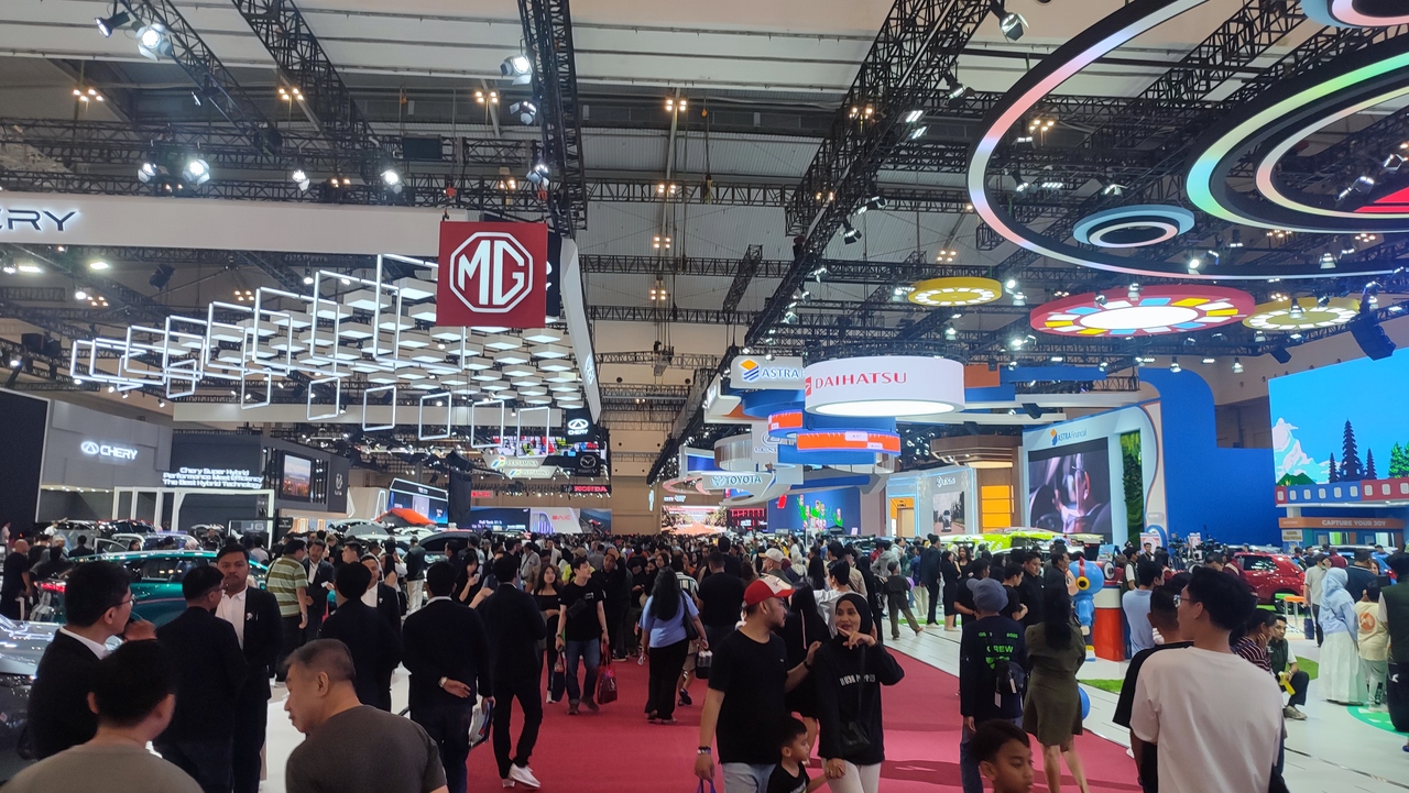 Pengunjung Meningkat, Transaksi GIIAS 2025 Masih Belum Tembus Target