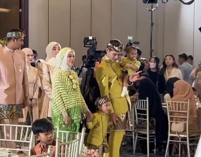 Momen Lesti Kejora Gender Reveal 7 Bulanan Kehamilan Anak Ketiga, Rizky Billar Lempar Tebak-Tebakan