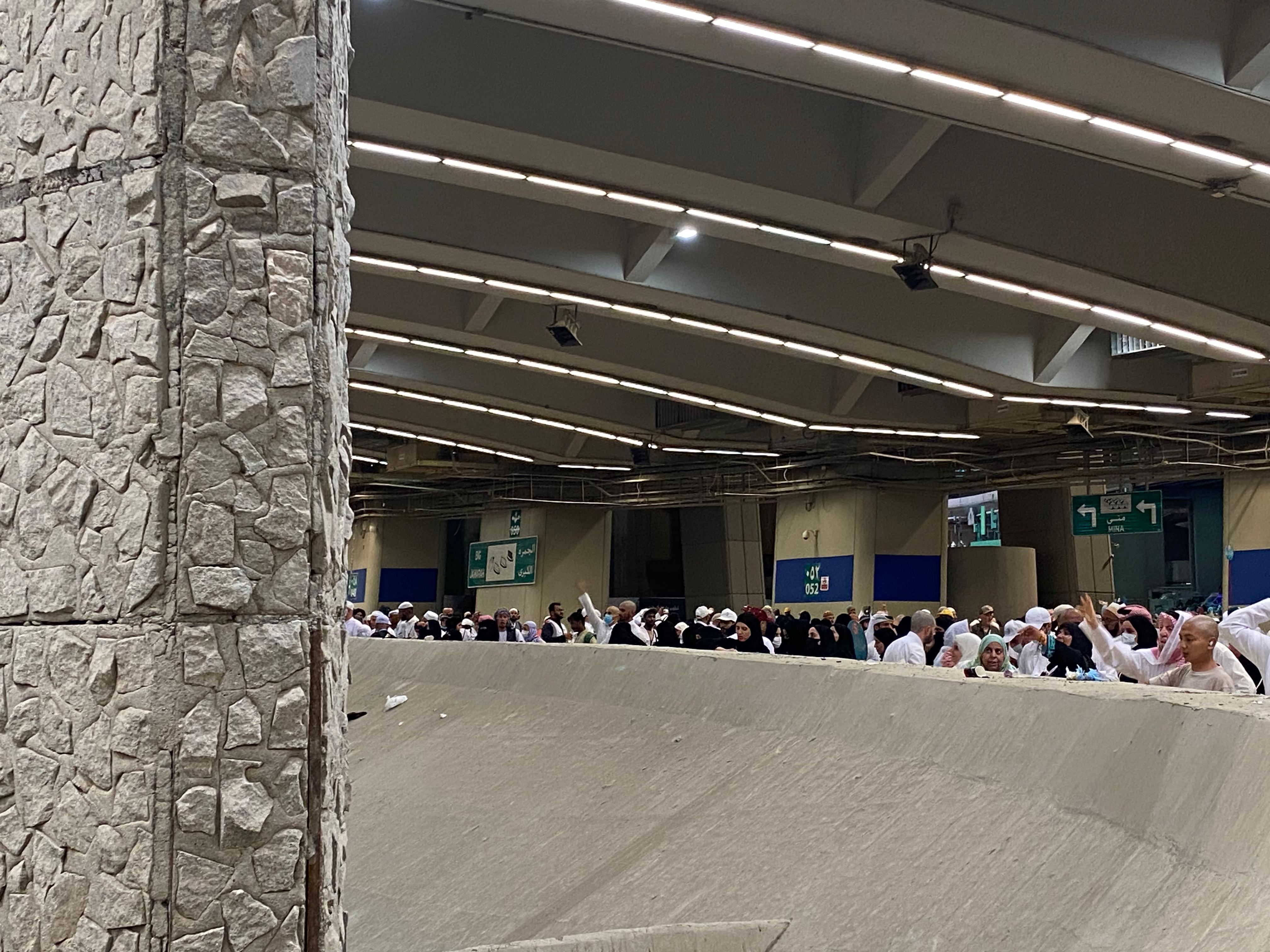 Jamaah Haji Lemparkan 800 ton Kerikil Tiap Tahunnya, Kemana Larinya Kerikil Tersebut?