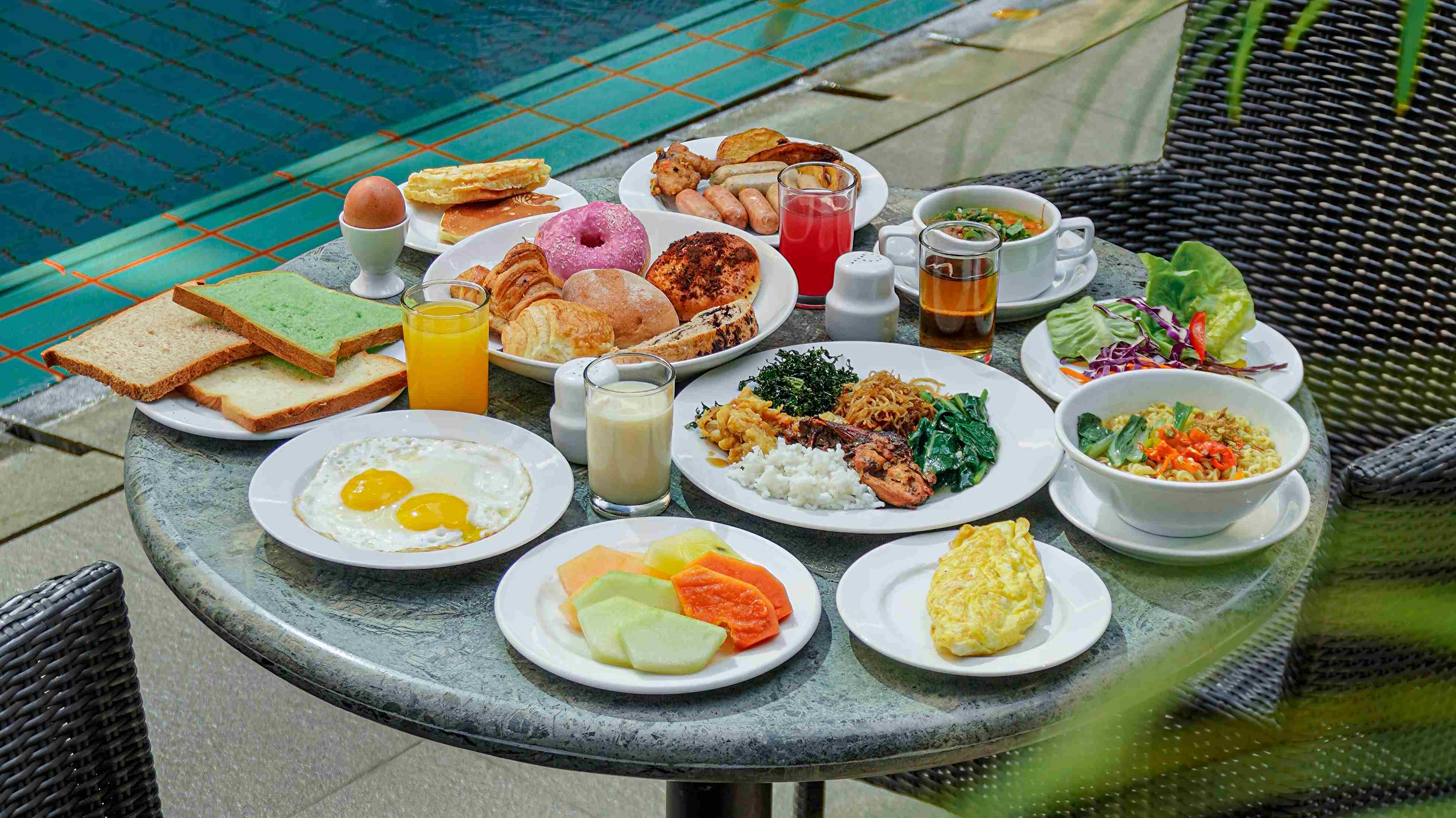 Rasakan Cita Rasa Lokal dan Internasional Hotel Kimaya Slipi Jakarta by Harris di Jantung Slipi 