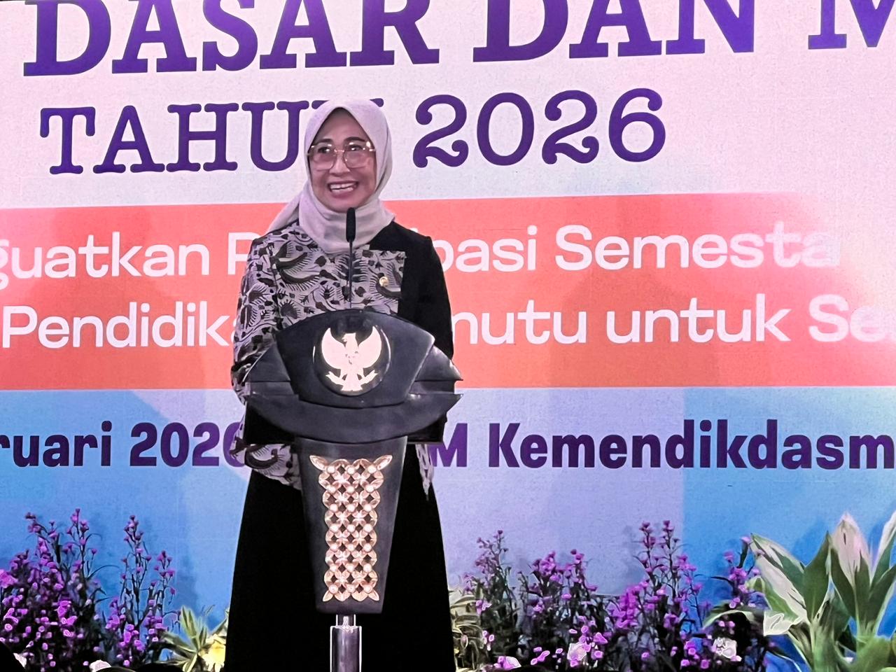 Ketua Komisi X DPR Dukung Pembatasan Akun Medsos Anak di Bawah 16 Tahun