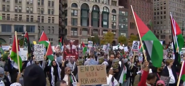 100 Ribu Demonstrasi Pro-Palestina Kepung London, Spanduk Bergambar Biden dan Netanyahu 'Dicari Karena Kejahatan Perang'