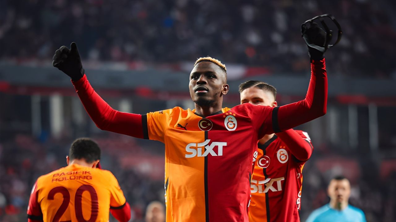 Juventus Siapkan Rp 1,5 Triliun demi Victor Osimhen, Keputusan di Tangan Napoli!