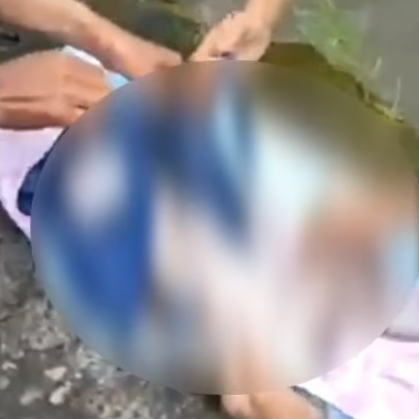 Viral Emak-emak Temukan Mayat Bayi Dalam Tas Belanja, Videonya Heboh di Media Sosial   