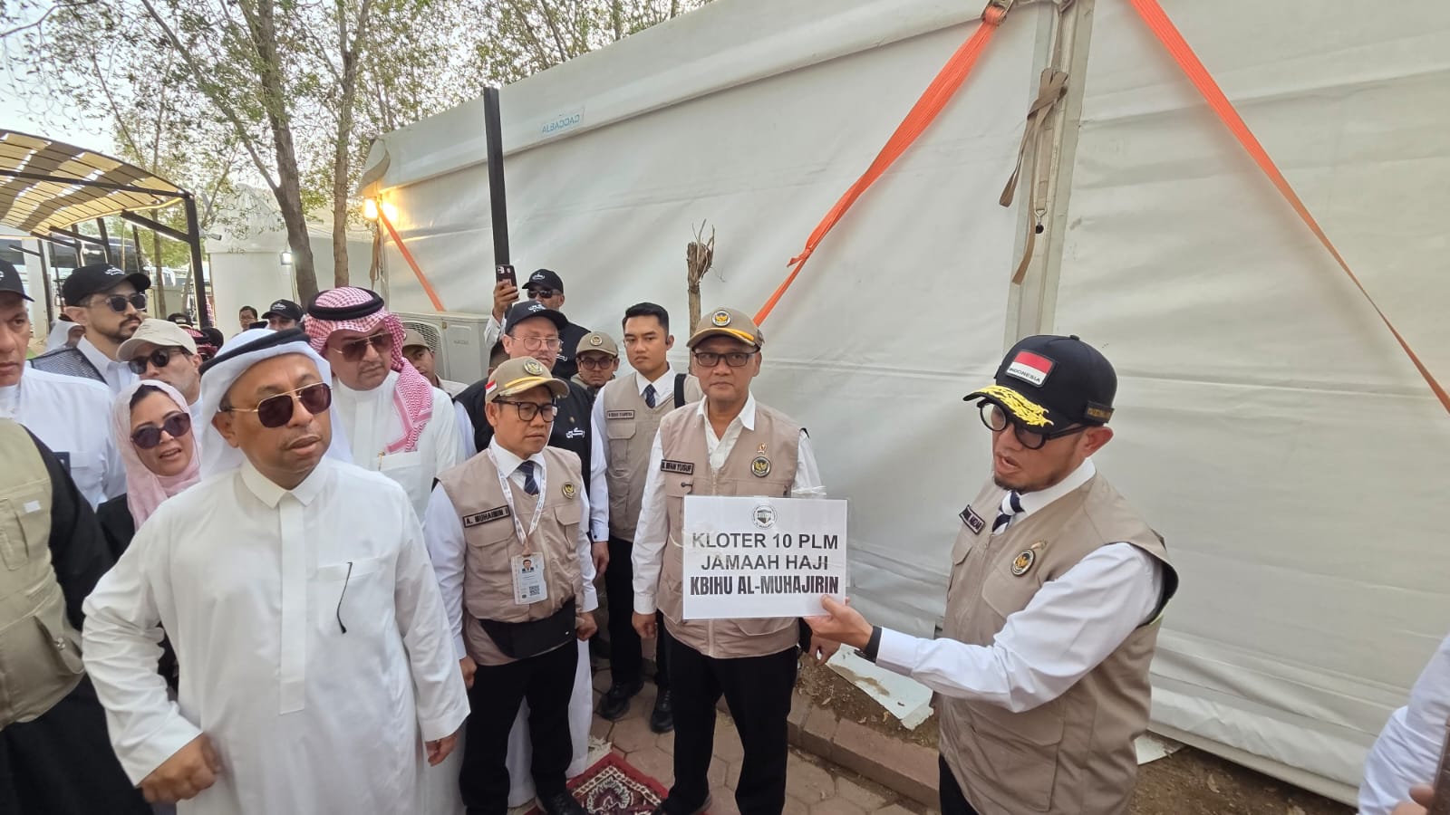 Wamenhaj Robek Penanda KBIHU di Tenda Arafah: Hanya PPIH yang Berhak Atur