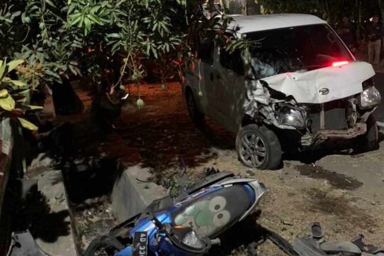 Kecelakaan di Sukaharjo, Tiga Tewas Ditabrak Mobil Grandmax