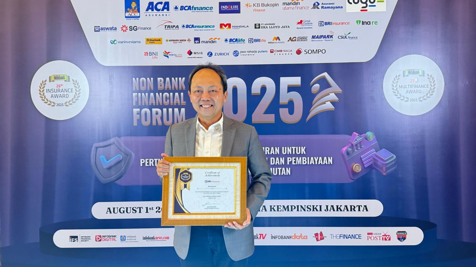 BRI Insurance Sabet 4 Penghargaan di Non-Bank Financial Forum 2025