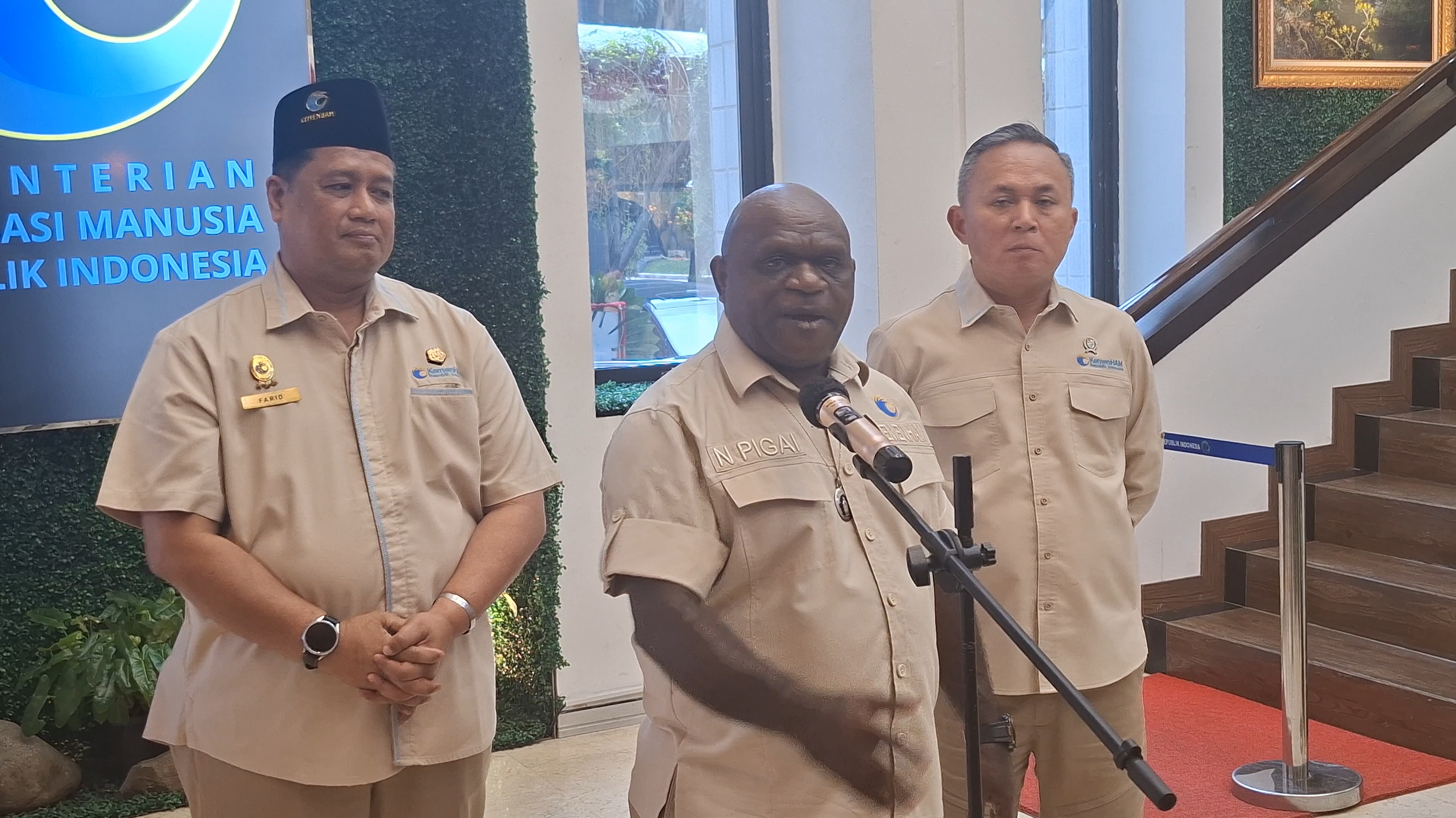 Masuk Daftar 3 Menteri Kinerja Buruk Versi Celios, Natalius Pigai: Survei Itu Alat Kejahatan!