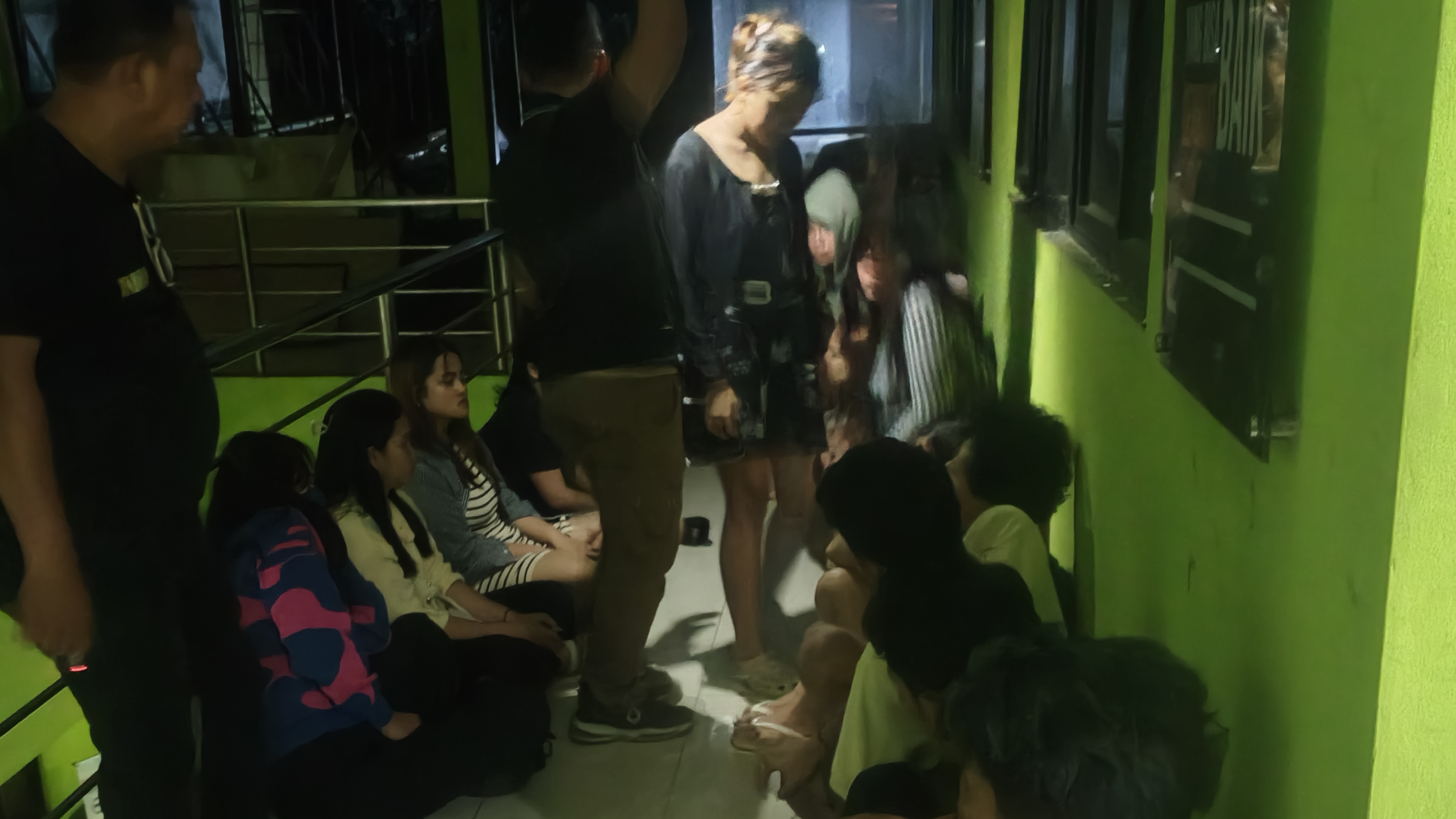 Satpol PP Razia Indekos Serpong, 8 M dan 8 Wanita Kupu-kupu Malam dan 3 Joki Dicokok