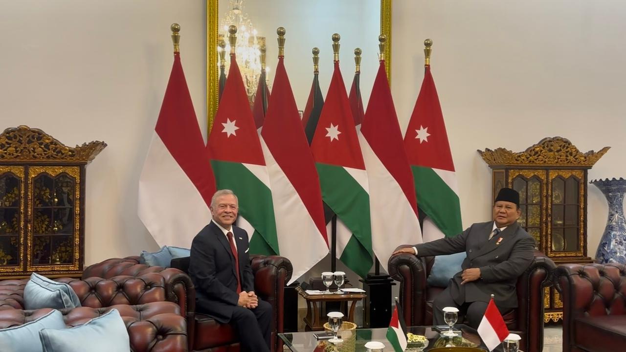 Raja Abdullah Puji Kepemimpinan Prabowo: Indonesia Bergerak ke Arah Lebih Baik