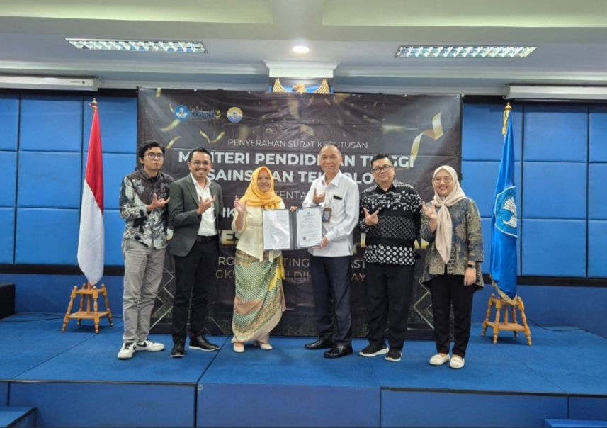 Universitas Esa Unggul Raih Guru Besar Baru di Fakultas Ilmu Komputer