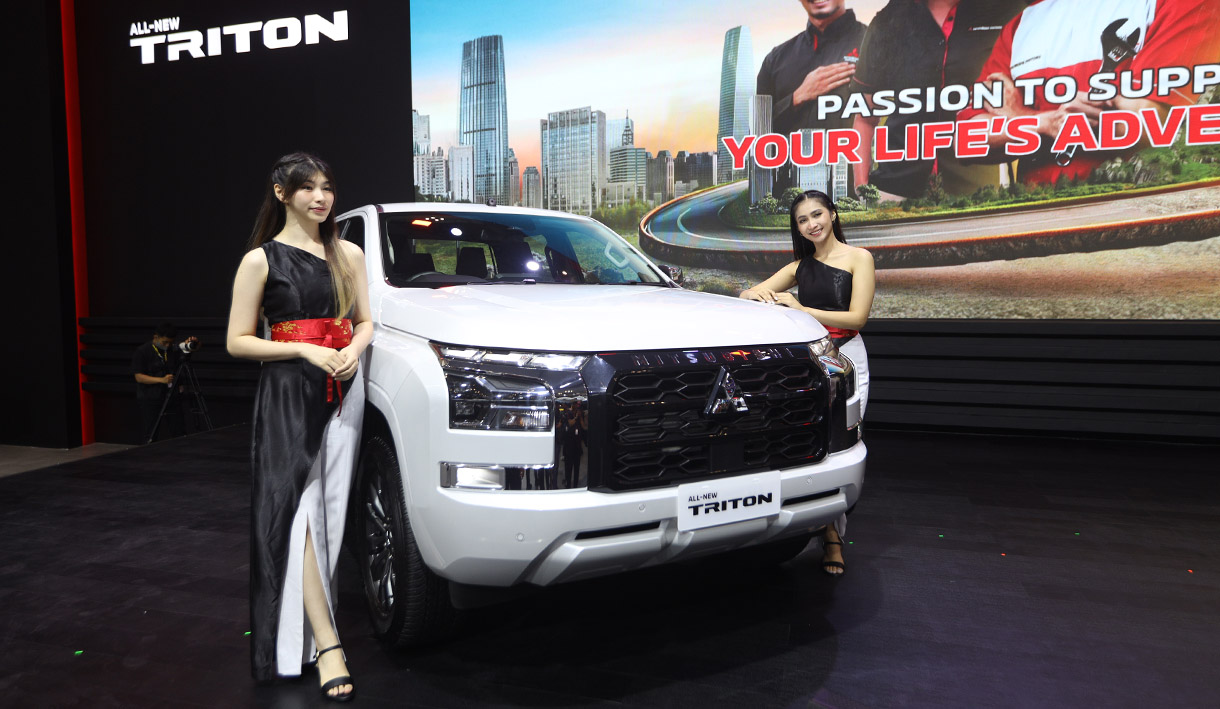 Rifat Sungkar Beberkan Pengalaman Bersama Mitsubishi All New Triton: Lebih Bertenaga dan Handling yang Ringan