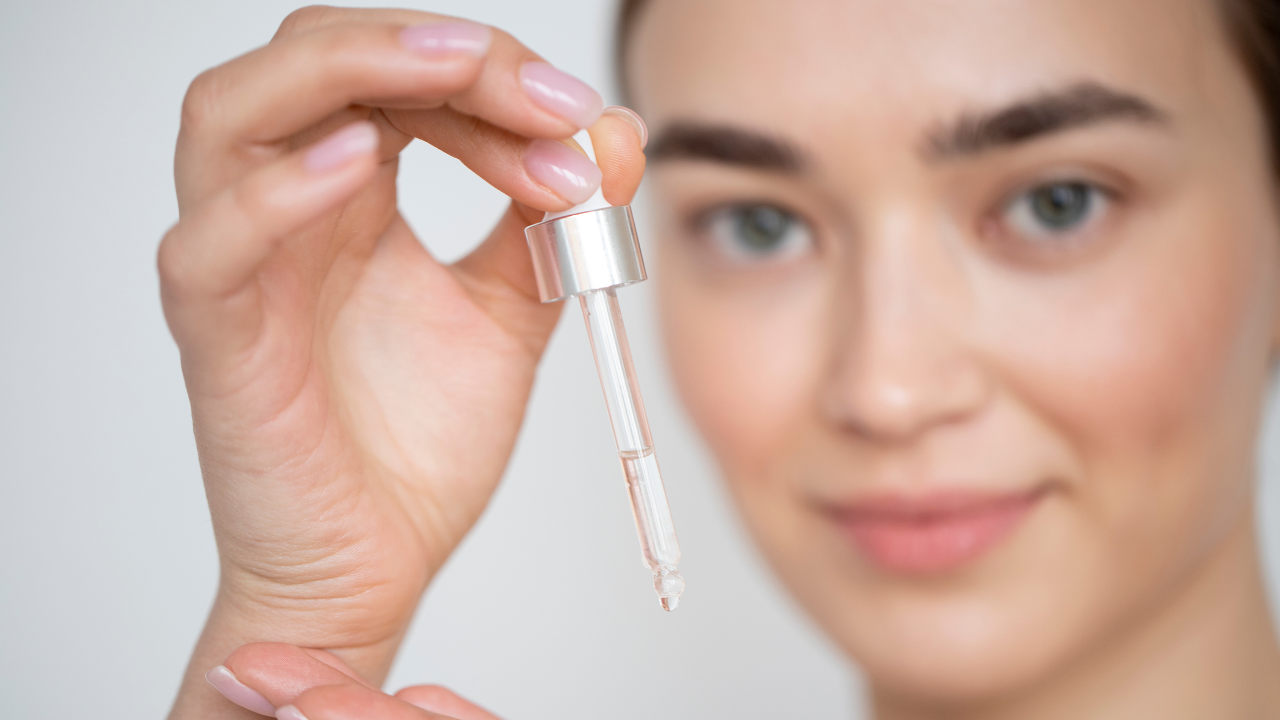 Mau Kulit Naik Level? Rutin Pakai Serum untuk Wajah Lebih Cerah