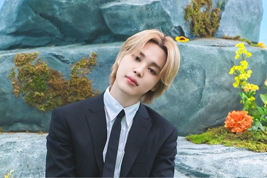 Transformasi Visual Jimin BTS dari 2013 hingga 2025, Berawal dari Eyeliner Biru