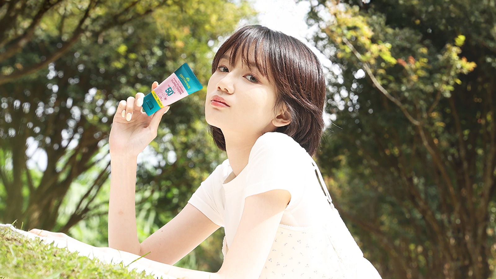 Ingin Tutupi Pori-Pori Wajah Cukup Pakai Sunscreen, Ini Rahasianya