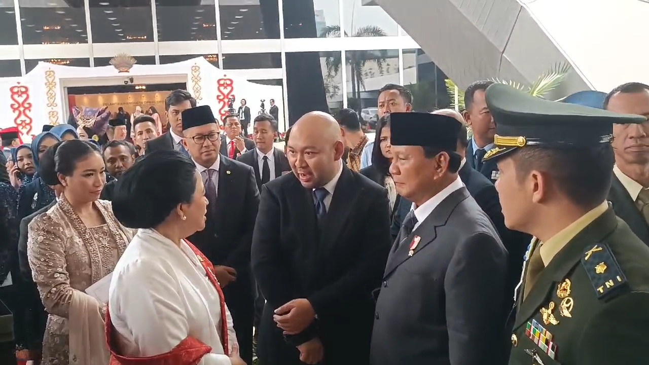 Prabowo Beri Sinyal Pertemuan dengan Megawati akan Terwujud: Mudah-mudahan Sebelum Pelantikan Presiden