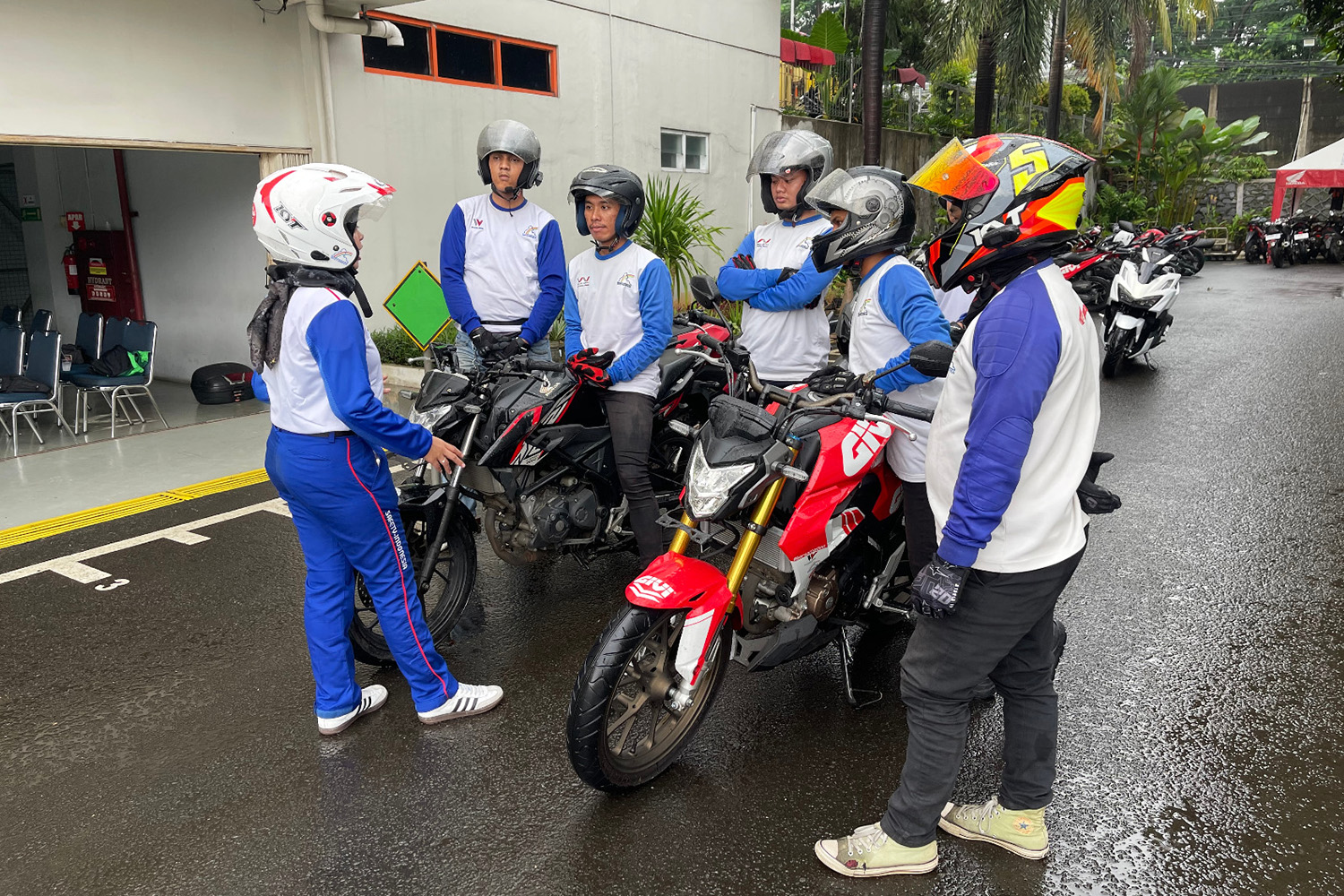 Wahana Ajak Puluhan Bikers Ikut Pelatihan Community Safety Riding Advisor #Cari_aman
