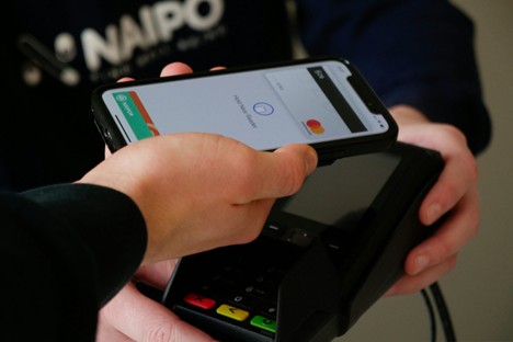 Tip Hidup Praktis di Era Cashless, Tetap Bijak Kelola Uang