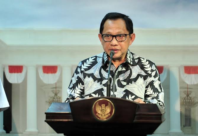 Mendagri Tito Karnavian Perpanjang PPKM se-Indonesia Hingga 23 Mei 2022