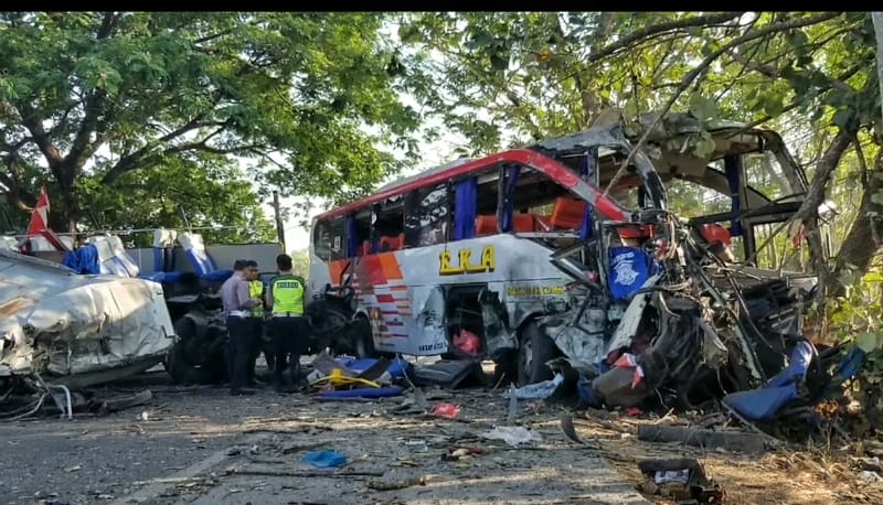 Penyebab Awal Bus PO Eka Cepat Vs PO Sugeng Rahayu Adu Banteng Hingga 4 Orang Tewas Diungkap Polisi
