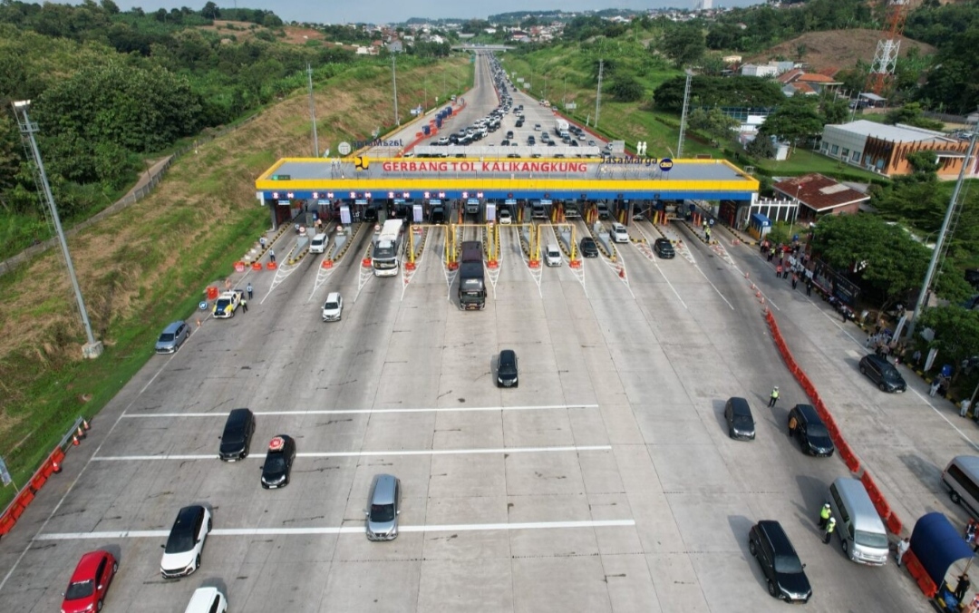 Trans Jawa Tol Siagakan 24 Gardu Transaksi di Gerbang Tol Kalikangkung