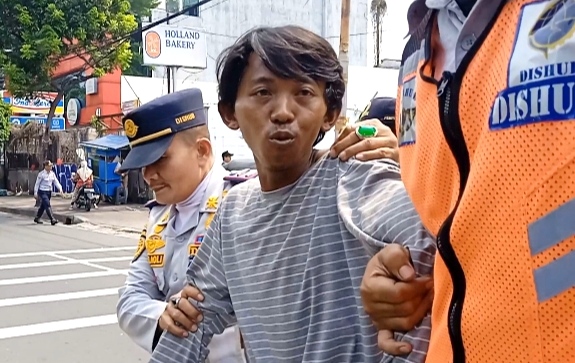 Jukir Liar Minimarket Kalang Kabut Dirazia Dishub, 12 Orang di Jakarta Pusat Dibawa