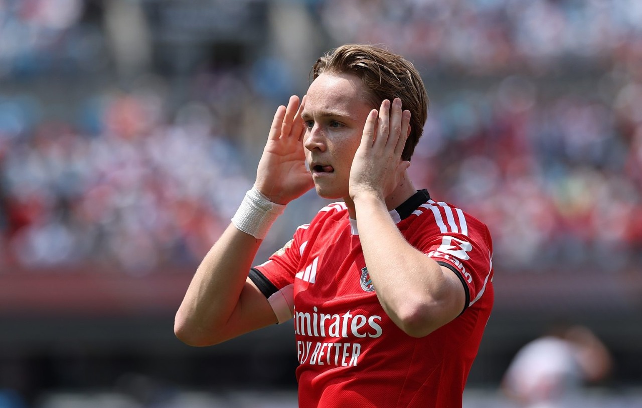 Barcelona Pantau Andreas Schjelderup, Benfica Siap Patok Harga Tinggi