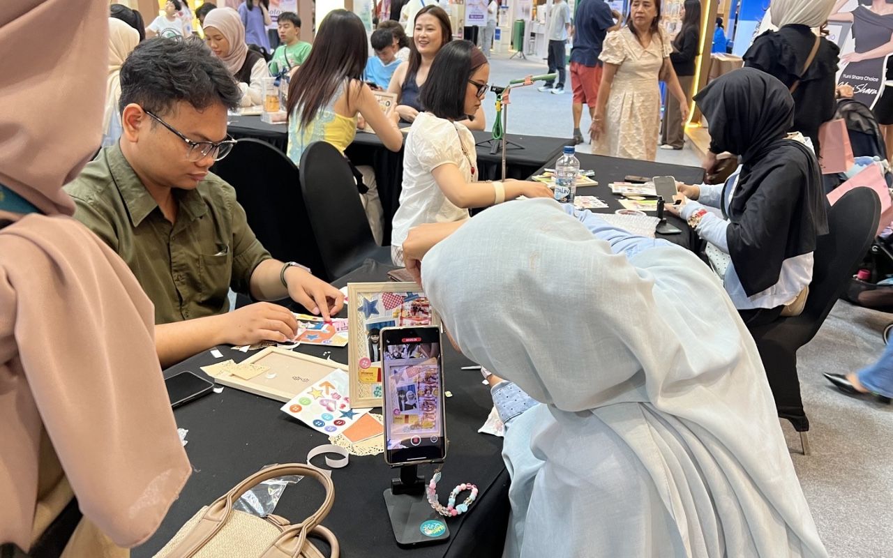 Workshop Photo Frame Decorating Ubah Kenangan Jadi Karya Personal