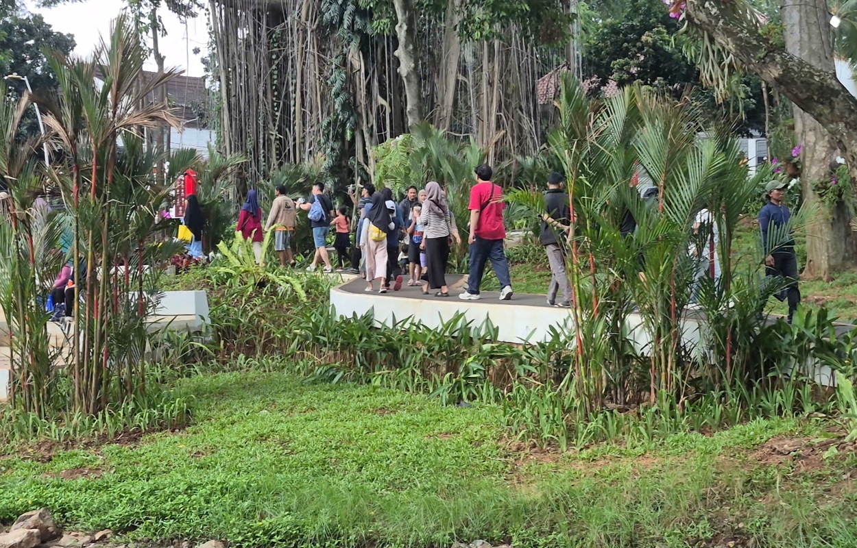 Taman Bendera Pusaka Jadi Daya Tarik Warga, Dari Patung Fatmawati hingga Jembatan Ikonik
