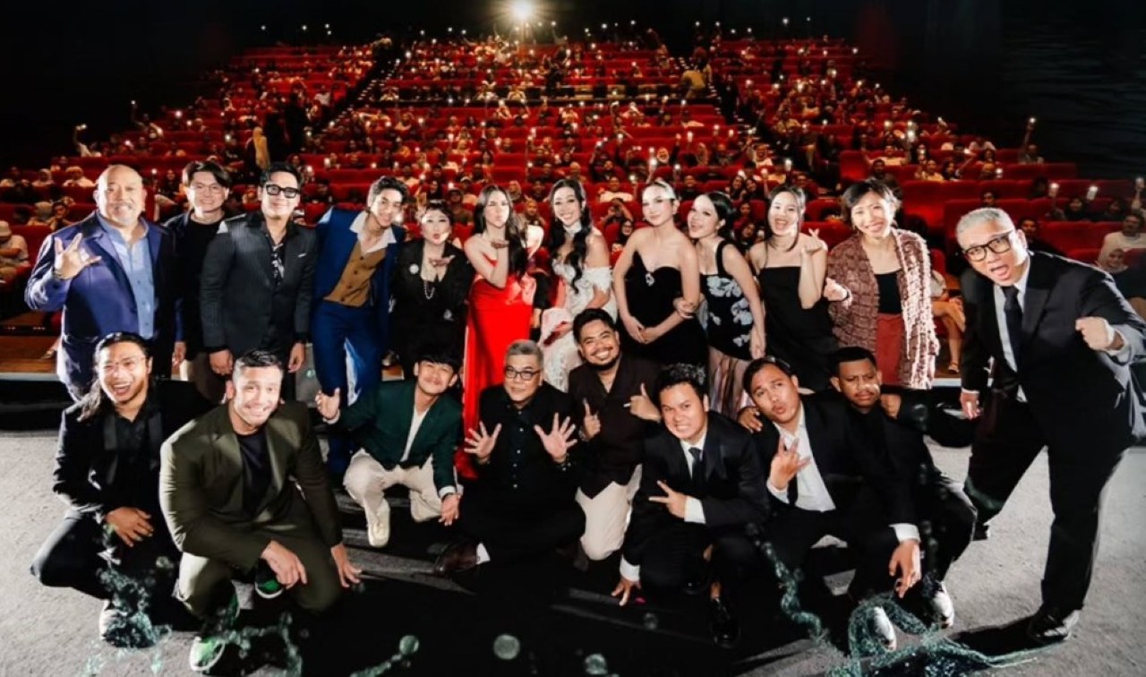 8 Pemain Film Kang Solah From Kang Mak x Nenek Gayung, Indro Warkop-Andre Taulany Bikin Ngakak 
