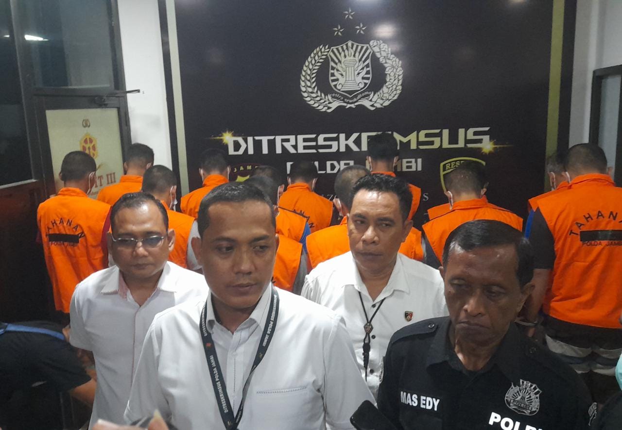 14 Pelaku Illegal Drilling Jambi Ditangkap Polisi