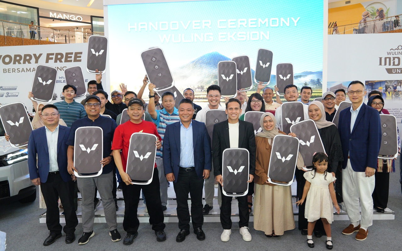 Wuling Eksion Resmi Diserahkan ke Konsumen, Sudah Kantongi 1.000 SPK Lebih