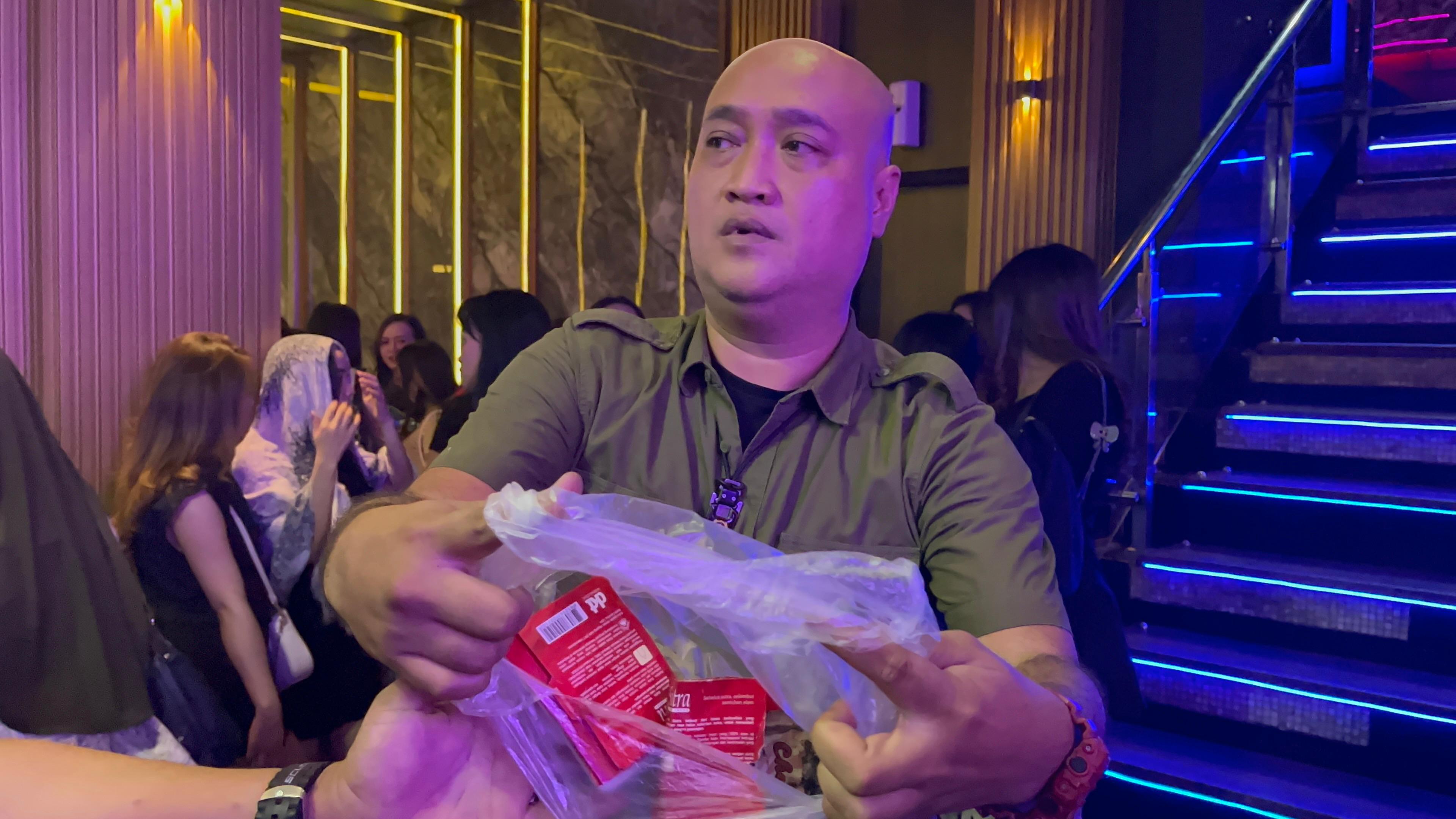 Satpol PP Tangsel Razia Karaoke, 41 LC dan 99 Miras Diamankan