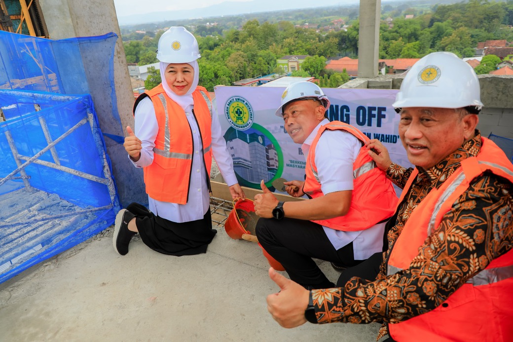 Gubernur Khofifah Ingatkan Pemerataan Layanan Kesehatan Ibu dan Anak