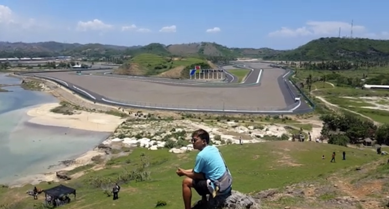 7 Lokasi Wisata Nusa Tenggara Barat Wajib Dikunjungi Usai Nonton MotoGP 2023, Bukit Seger Salah Satu Spot Favorit