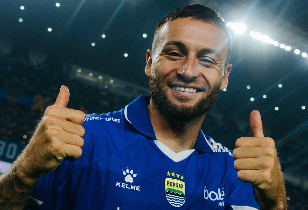 Marc Klok: Saya Tidak Terlalu Menikmati Kemenangan, Tapi Senang Persib Bisa Lolos ke Putaran Berikutnya