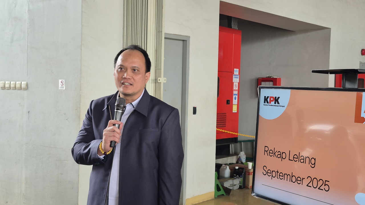 KPK Kembali Lelang Barang Rampasan, Ada Pabrik hingga Baju Berbahan Sutra 