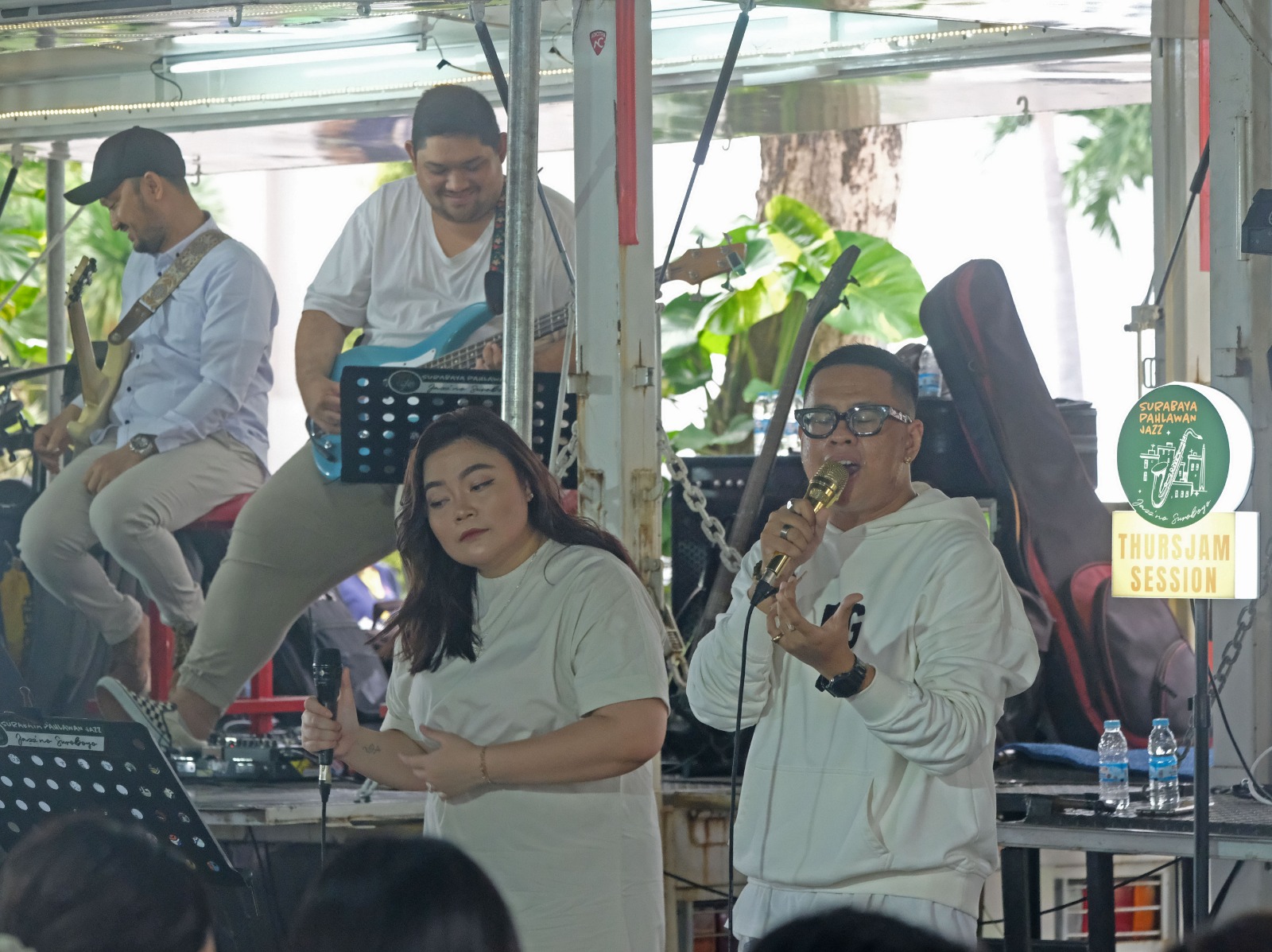 Orange Band Ramaikan Event Jazz To Campus di Universitas Widya Mandala