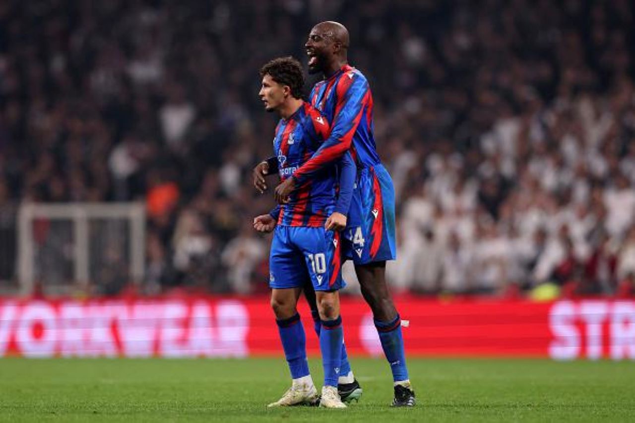 Besiktas vs Crystal Palace 2-2, The Eagles Sukses Curi Poin dari Istanbul
