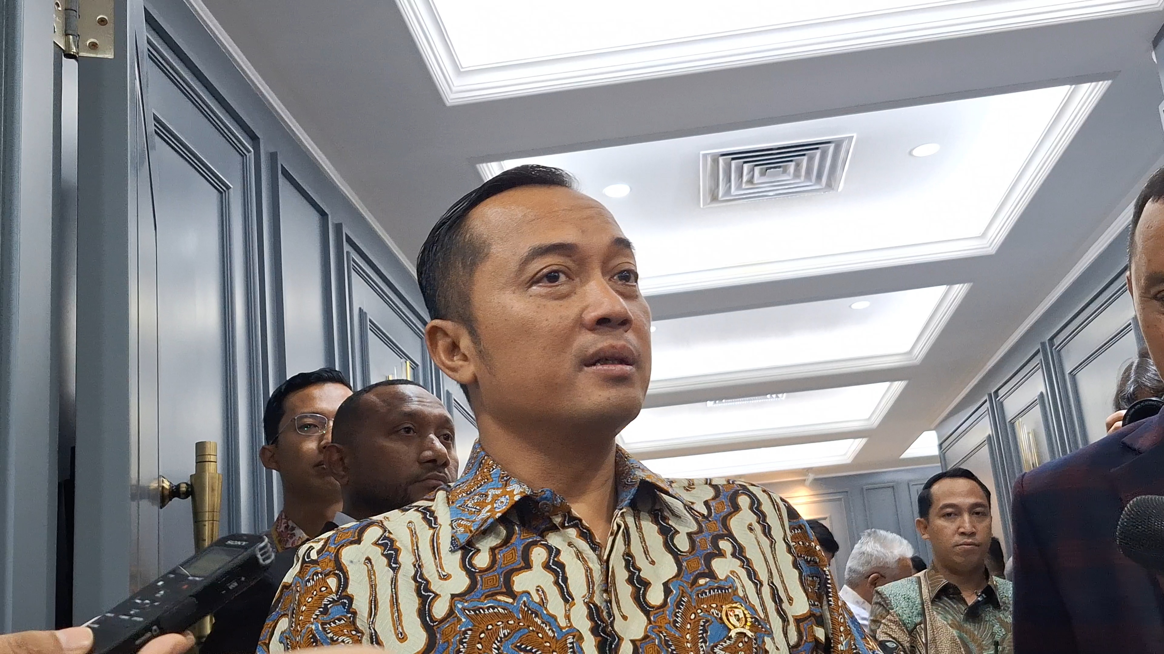 Prabowo Lantik Komite Reformasi Polri Pekan Depan, Mahfud MD Siap Bakal Bergabung