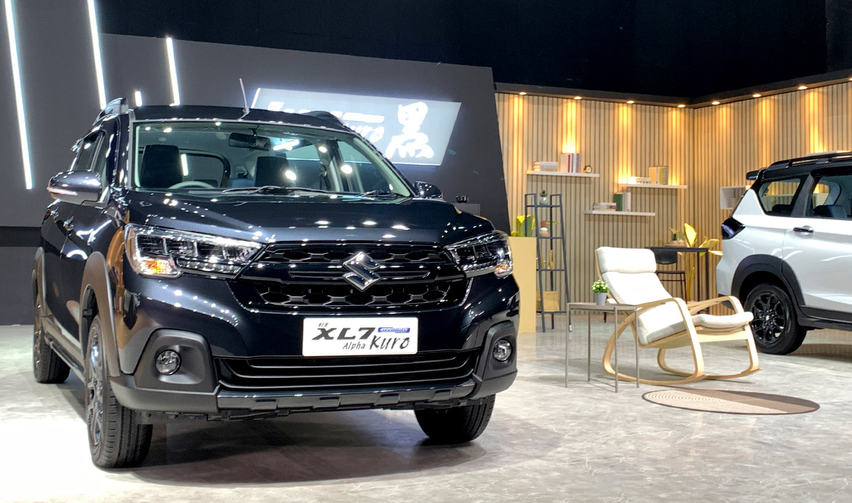 Fitur Kenyamanan Suzuki New XL7 Hybrid Alpha Kuro Bikin Perjalanan Semakin Seru Bersama Keluarga
